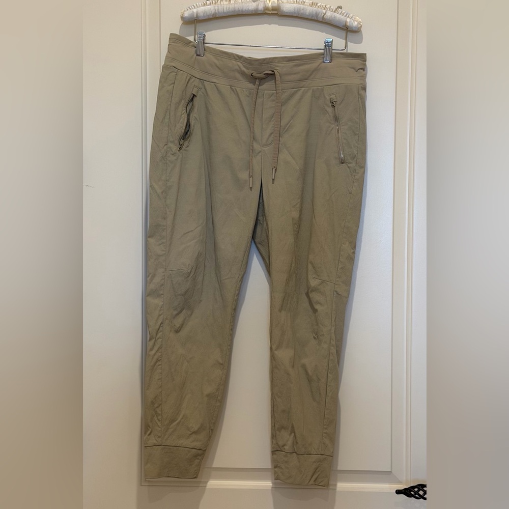 Athleta Trekkie North Jogger